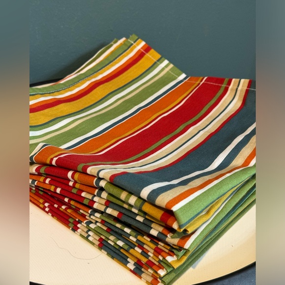 Set of 10 Ruvanti Premium Cloth Napkins Striped Salsa 100% Cotton Washable - Picture 2 of 5